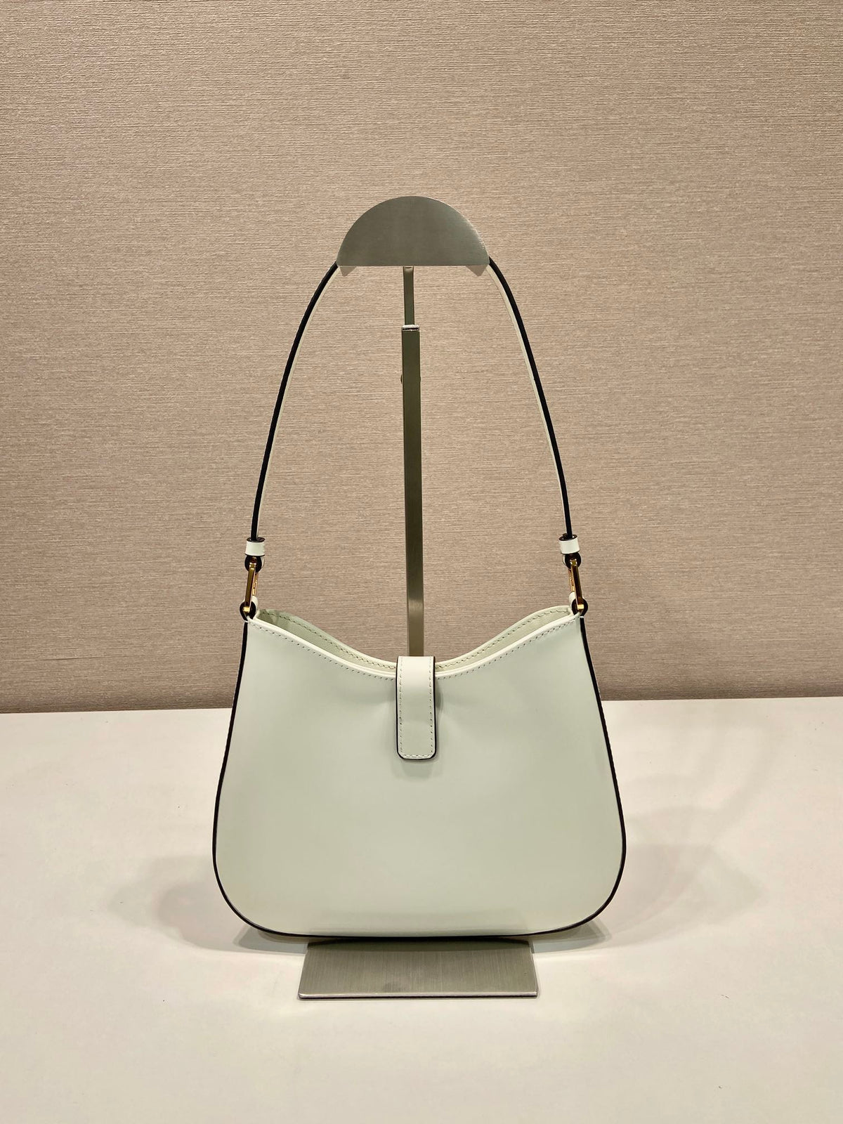 PRADA CLEO SHOULDER BAG 22 IN WHITE BRUSHED LAMBSKIN WITH CLASP CLOSURE